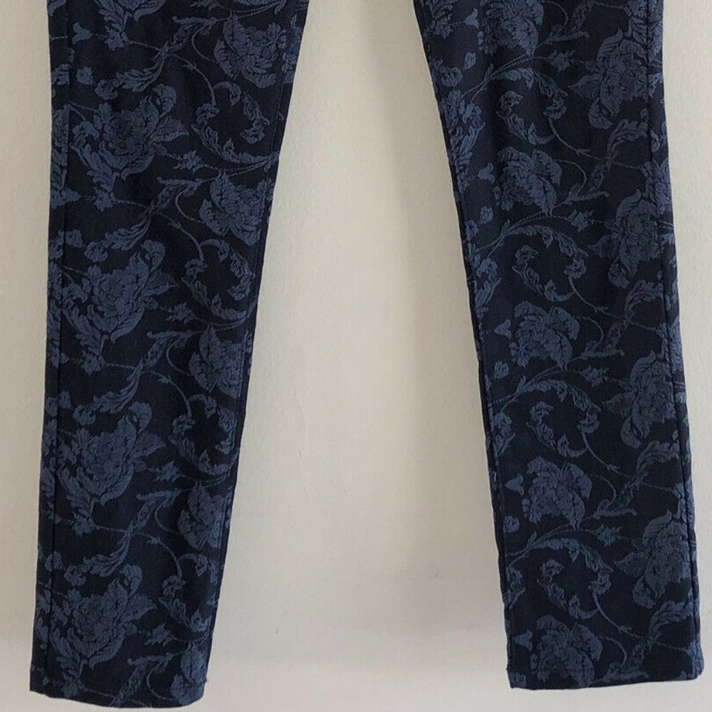 THE LIMITED 678 Navy Floral Jacquard Skinny Jeans - Picture 4 of 10